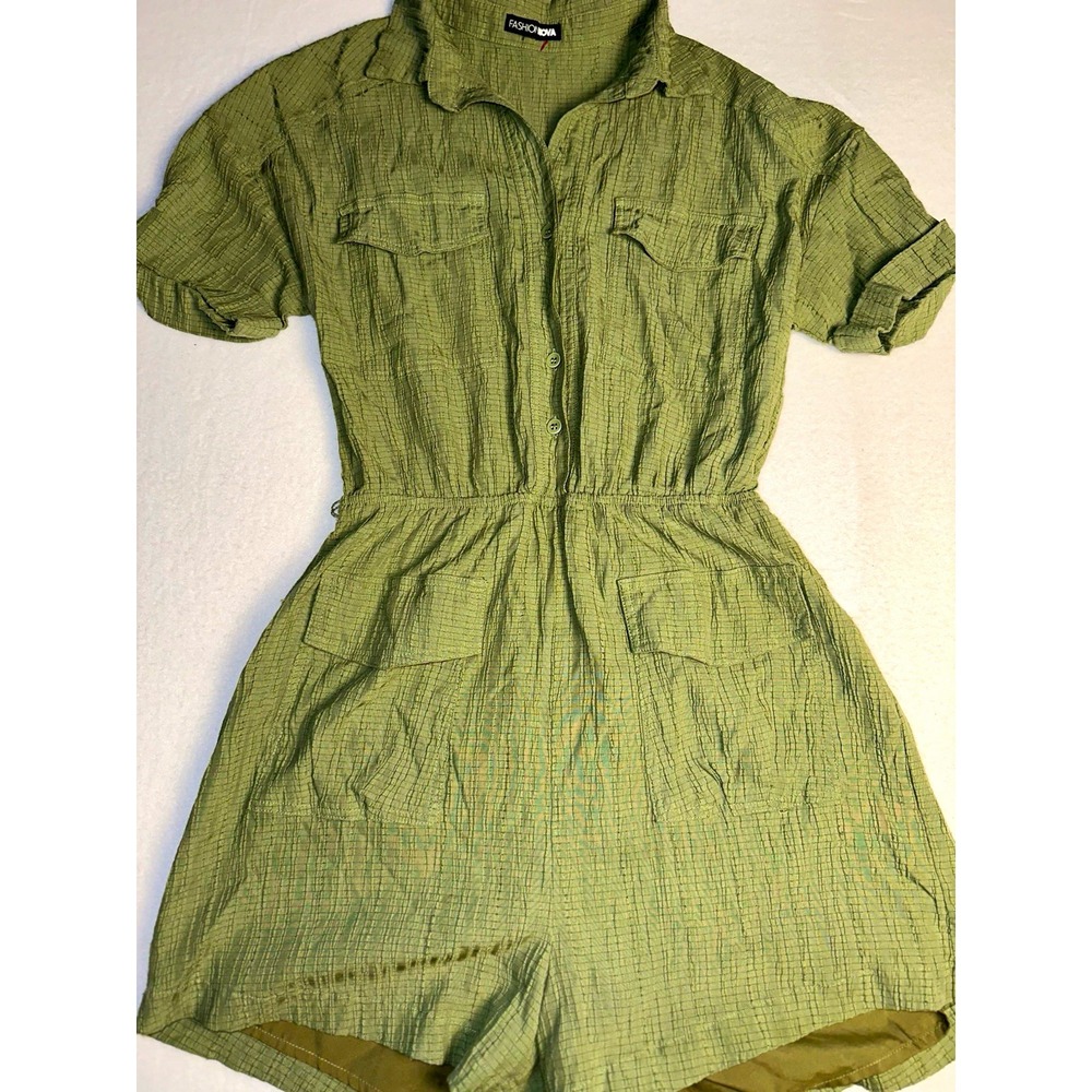 Fashion Nova Green Collared Button Front Romper Pockets Elastic Waist S